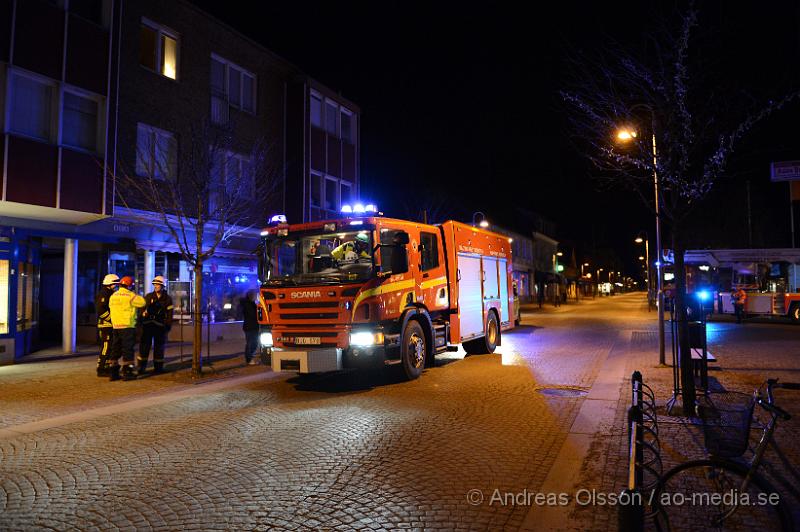 DSC_4436.JPG - 23:15 tiden larmades räddningstjänsten till centrala klippan där det ska ha rykt ifrån en lägenhet, vid framkomst så  var det en torrkokning, oklart om någon skadats vid samband med olyckan.